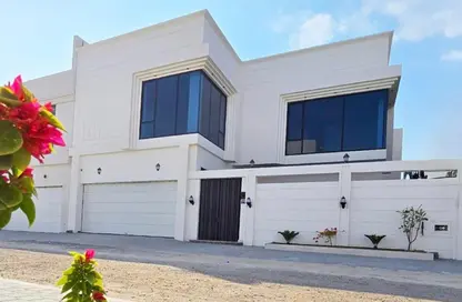 Villa - 4 Bedrooms - 5 Bathrooms for sale in Saar - Northern Governorate