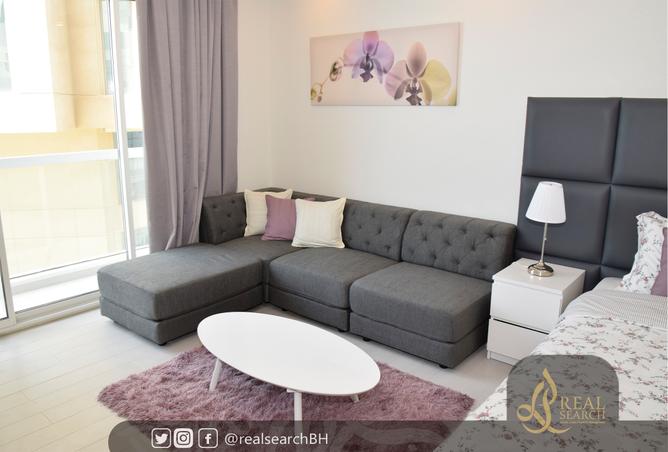 956311 - Property Image 3