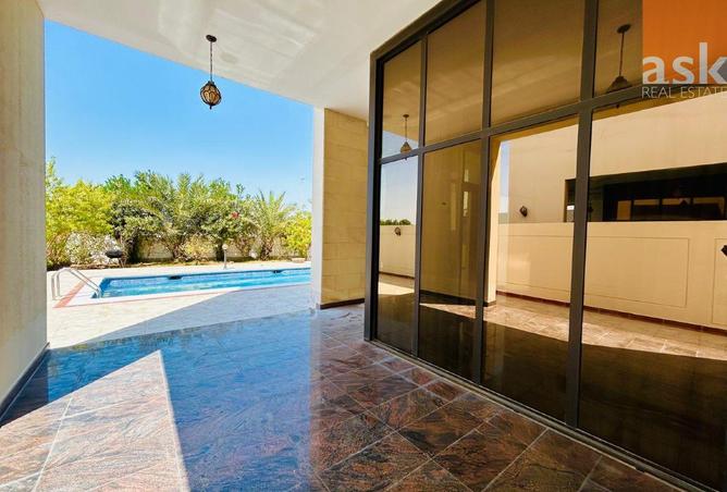 970494 - Property Image 2