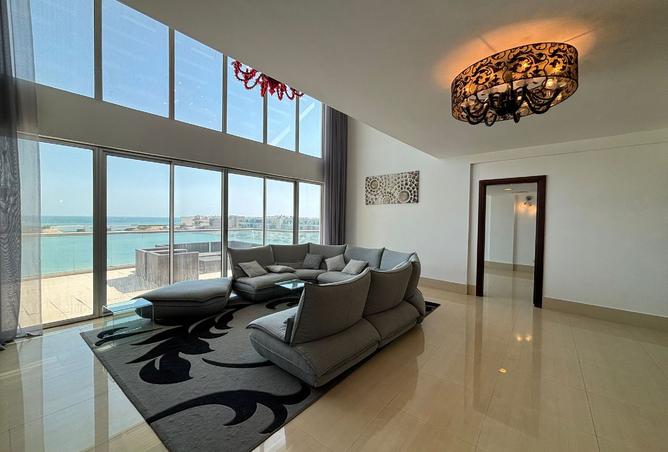957767 - Property Image 2