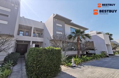 Villa - 4 Bedrooms - 5 Bathrooms for rent in Saar - Northern Governorate