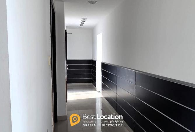 958890 - Property Image 2