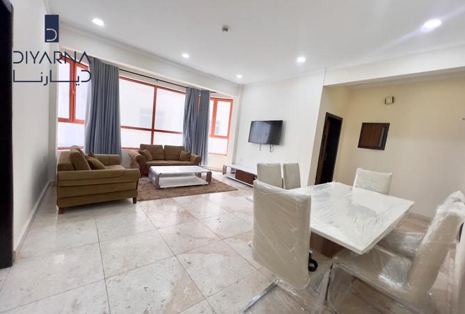 952862 - Property Image 2