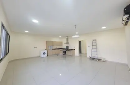 Apartment - 2 Bedrooms - 2 Bathrooms for rent in Adliya - Manama - Capital Governorate