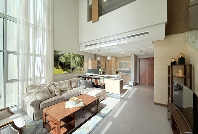 983241 - Property Image 2