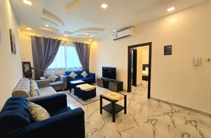 Apartment - 3 Bedrooms - 4 Bathrooms for rent in Hidd - Muharraq Governorate