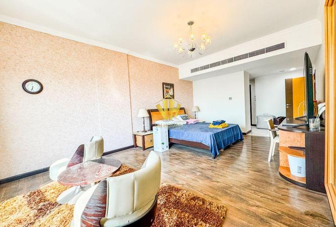 970372 - Property Image 2