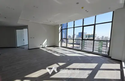 مكتب - استوديو - 2 حمامات للايجار في السيف - محافظة العاصمة