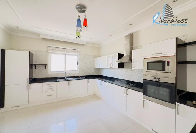 981260 - Property Image 3