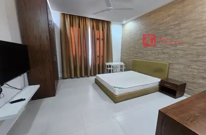 Apartment - Studio - 1 Bathroom for rent in Mahooz - Manama - Capital Governorate