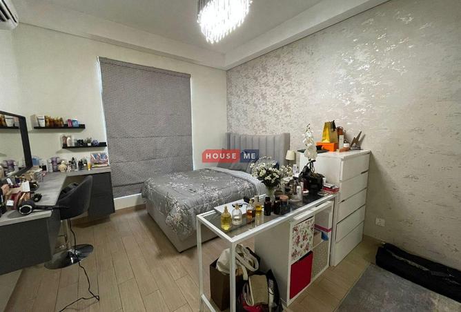 962156 - Property Image 3