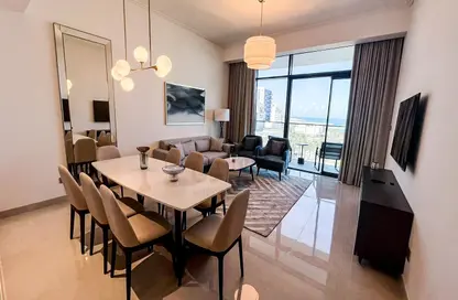 Living / Dining Room image for: Apartment - 3 Bedrooms - 5 Bathrooms for rent in The Address Residences - Diyar Al Muharraq - Muharraq Governorate, Image 1