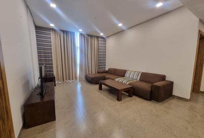 957647 - Property Image 2