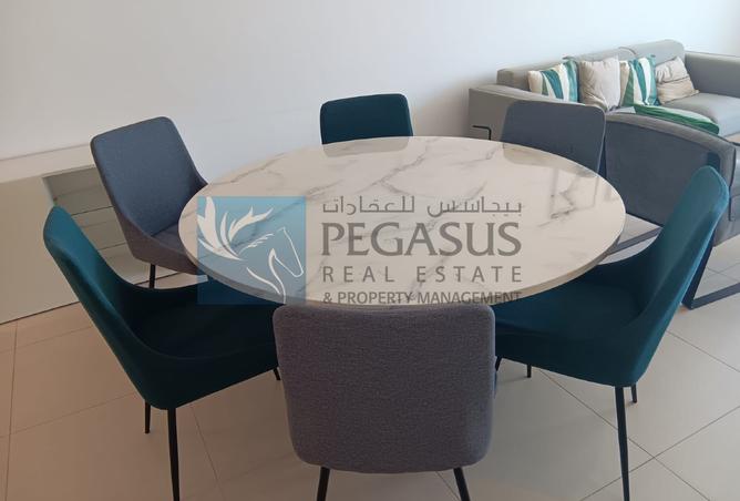 985475 - Property Image 3