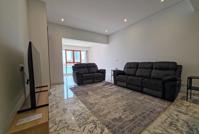 974351 - Property Image 2