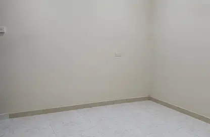 Apartment - Studio - 1 Bathroom for rent in Sitra - Central Governorate