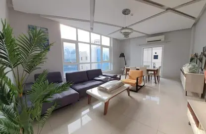 Apartment - 2 Bedrooms - 3 Bathrooms for rent in Hidd - Muharraq Governorate