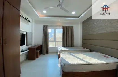 Apartment - Studio - 1 Bathroom for rent in Adliya - Manama - Capital Governorate