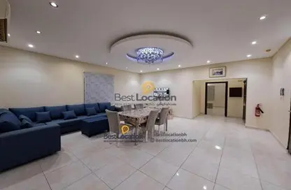 Apartment - 2 Bedrooms - 3 Bathrooms for rent in Hidd - Muharraq Governorate