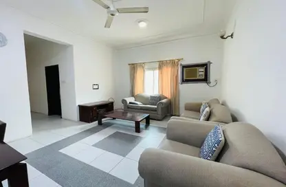 Apartment - 2 Bedrooms - 2 Bathrooms for rent in Mahooz - Manama - Capital Governorate