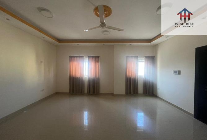 978298 - Property Image 3