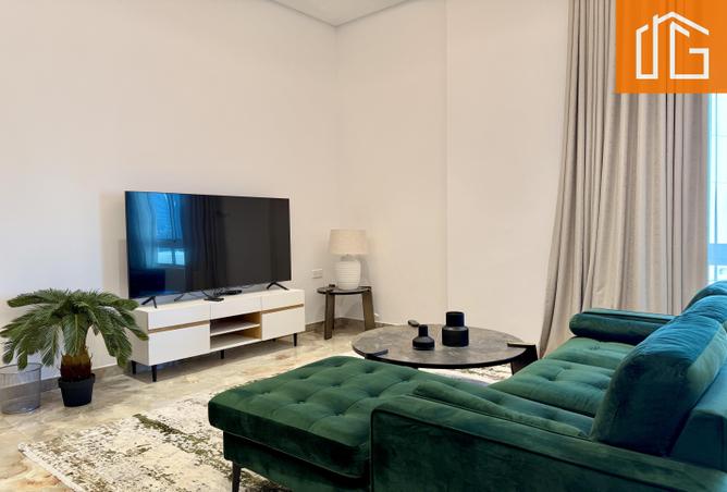 988068 - Property Image 2