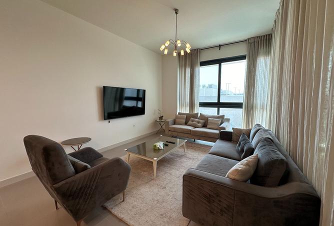 955273 - Property Image 2