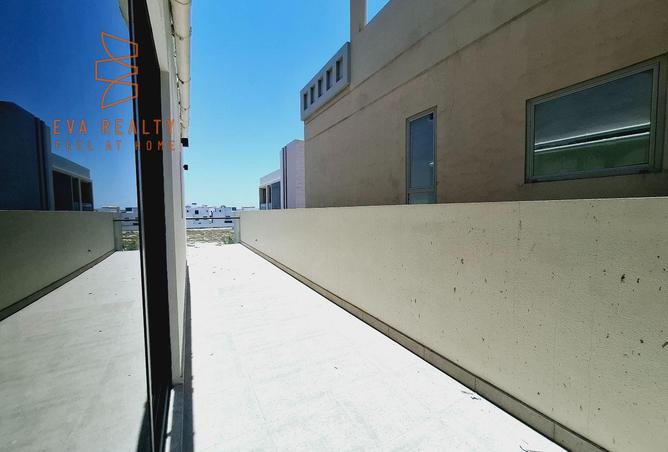 992258 - Property Image 2