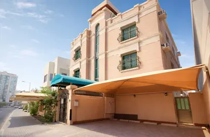 Whole Building - 6 Bedrooms - 7+ Bathrooms for sale in Al Juffair - Capital Governorate