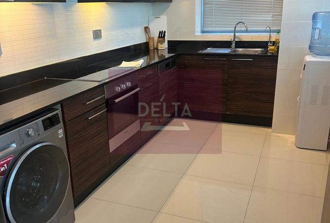 990394 - Property Image 2