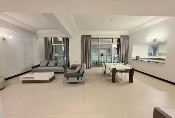 967998 - Property Image 3