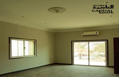 فيلا - 5 غرف نوم - 4 حمامات للبيع في الحجيات - الرفاع - المحافظة الجنوبية