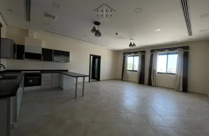 شقة - 2 غرف نوم - 2 حمامات للايجار في سار - المحافظة الشمالية