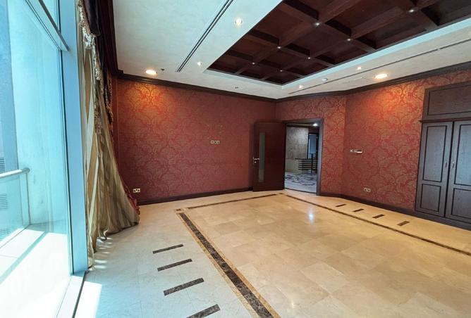 944169 - Property Image 3