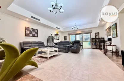 Apartment - 2 Bedrooms - 2 Bathrooms for sale in Al Juffair - Capital Governorate