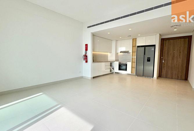 981228 - Property Image 2