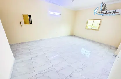 Apartment - 3 Bedrooms - 2 Bathrooms for rent in Al Burhama - Manama - Capital Governorate