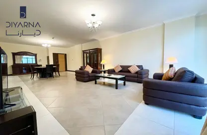 Apartment - 2 Bedrooms - 3 Bathrooms for rent in Seef - Capital Governorate