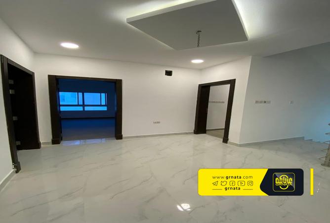 664789 - Property Image 3