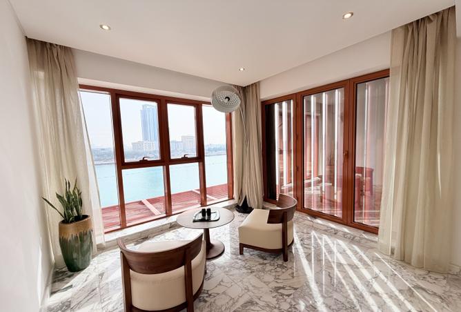 983962 - Property Main Image