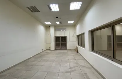 صورة لـ غرفة فارغة عمارة بالكامل - استوديو - 3 حمامات للايجار في أم الحصم - المنامة - محافظة العاصمة ، صورة رقم 1