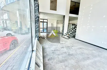 Shop - Studio - 2 Bathrooms for rent in Seef - Capital Governorate