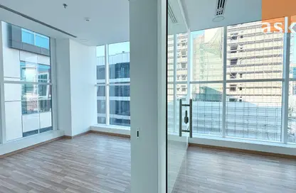 مكتب - استوديو - 2 حمامات للايجار في السيف - محافظة العاصمة