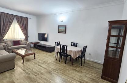 Apartment - 1 Bedroom - 2 Bathrooms for rent in Al Juffair - Capital Governorate