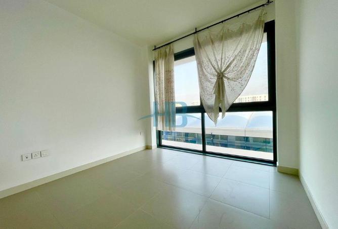 989165 - صورة العقار 3