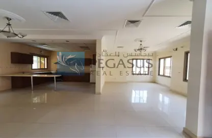 Reception / Lobby image for: Villa - 4 Bedrooms - 6 Bathrooms for rent in Janabiya - Northern Governorate, Image 1