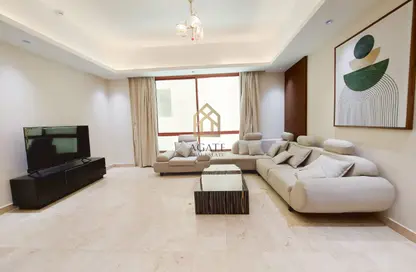 Apartment - 3 Bedrooms - 2 Bathrooms for rent in Al Juffair - Capital Governorate