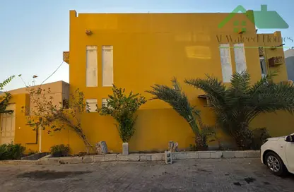 فيلا - 4 غرف نوم - 3 حمامات للايجار في الحد - المحرق