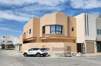Villa - 5 Bedrooms - 5 Bathrooms for sale in Malkiyah - Northern Governorate