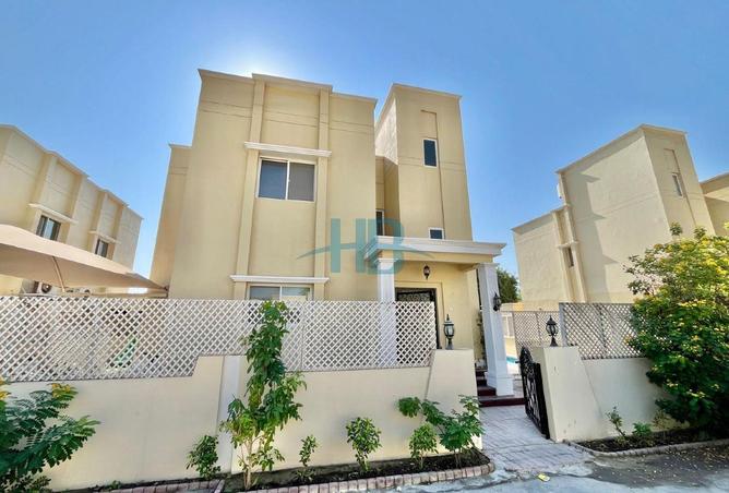 975967 - Property Main Image